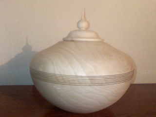 Bombonera 30 x 31.5cm.